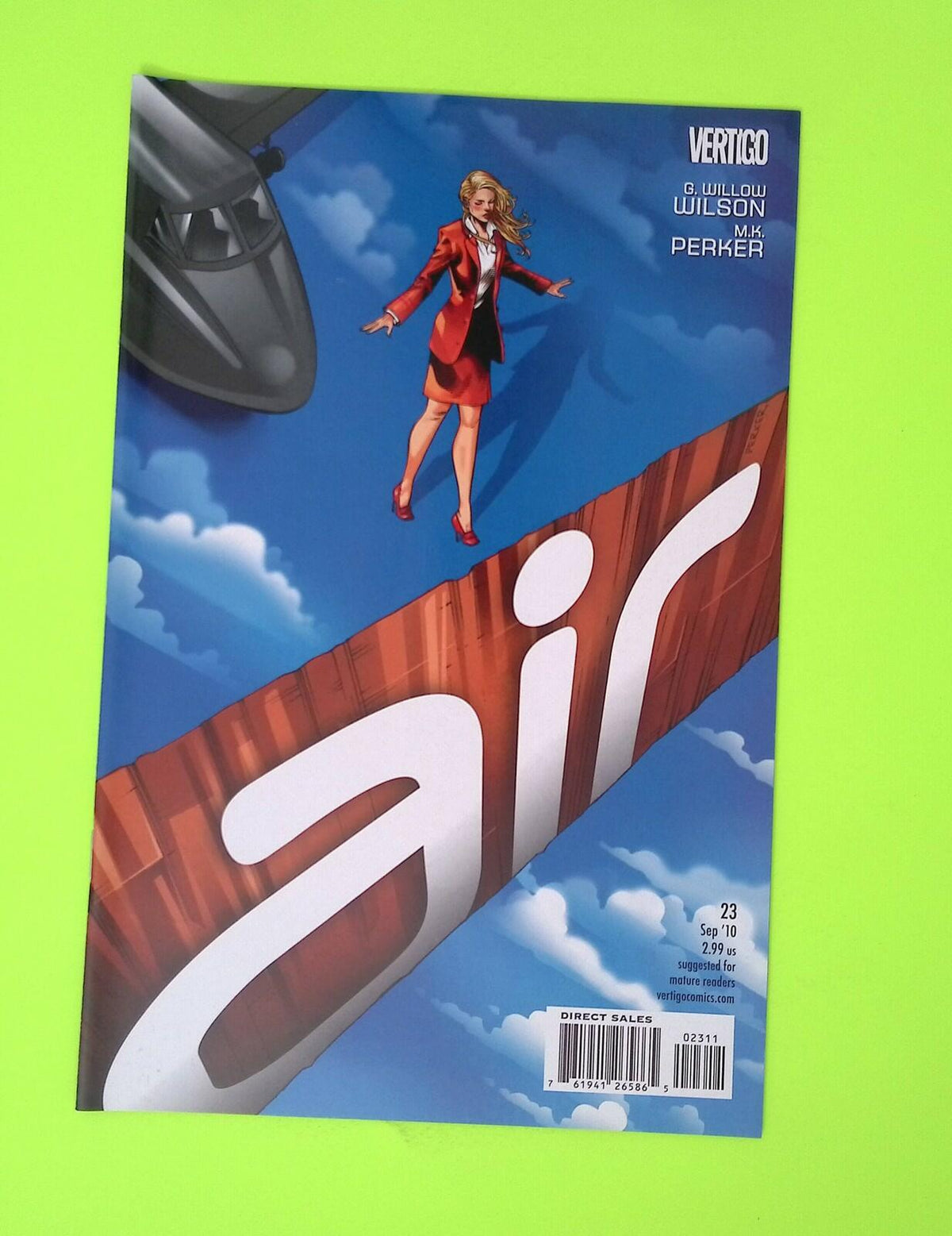 Air #23 2010 Vertigo High Grade Comic Book W87-141