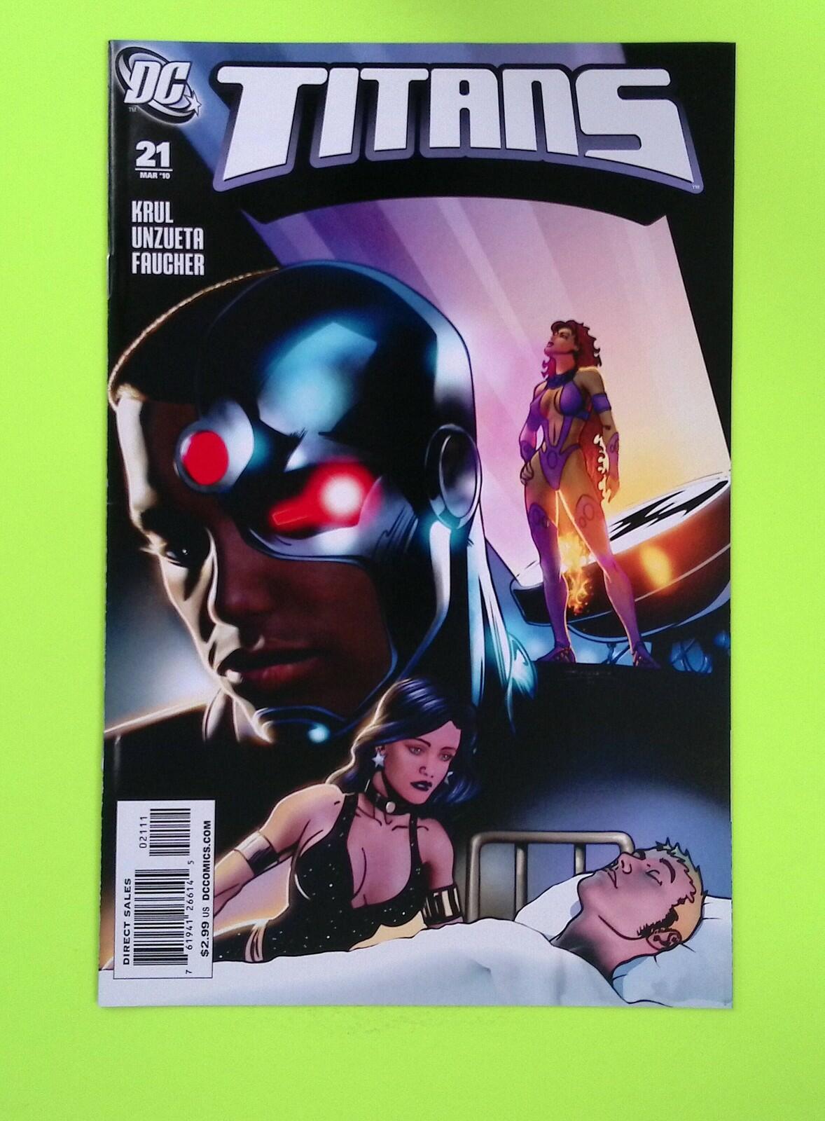 Titans #21 Vol. 2 2010 DC Comics 8.0 Comic Book G86-261