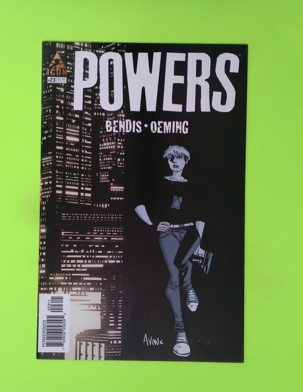 Powers #23 Vol. 2 Icon High Grade Comic Book X99-220