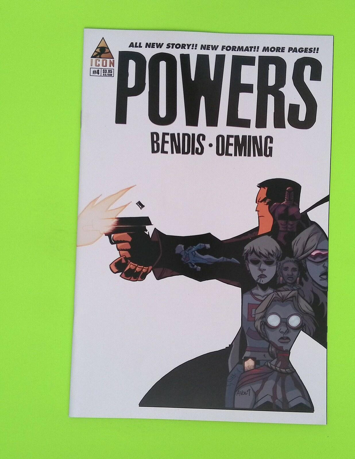 Powers #4 Vol. 3 Icon 8.0 Comic Book W150-67